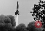Standbild DEUTSCH A-4 Rakete Peenemunde Deutschland, 1942, aus Sekunde 4 historischem Filmmaterial Videoclip 65675077987