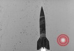 Standbild DEUTSCH A-4 Rakete Peenemunde Deutschland, 1942, aus Sekunde 14 historischem Filmmaterial Videoclip 65675077988
