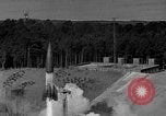 Standbild DEUTSCH A-4 Rakete von PIT Peenemunde Deutschland, 1942, aus Sekunde 5 historischem Filmmaterial Videoclip 65675077989
