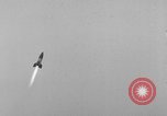 Standbild DEUTSCH A-4 Rakete von PIT Peenemunde Deutschland, 1942, aus Sekunde 11 historischem Filmmaterial Videoclip 65675077989