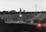 Standbild DEUTSCH A-4 Rakete Peenemunde Deutschland, 1942, aus Sekunde 7 historischem Filmmaterial Videoclip 65675077991