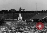 Standbild DEUTSCH A-4 Rakete Peenemunde Deutschland, 1942, aus Sekunde 6 historischem Filmmaterial Videoclip 65675077992