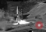 Standbild DEUTSCH A-4 Rakete Peenemunde Deutschland, 1942, aus Sekunde 7 historischem Filmmaterial Videoclip 65675077993
