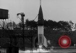 Standbild DEUTSCH A-4 Rakete Peenemunde Deutschland, 1942, aus Sekunde 4 historischem Filmmaterial Videoclip 65675077994
