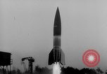 Standbild DEUTSCH A-4 Rakete Peenemunde Deutschland, 1942, aus Sekunde 8 historischem Filmmaterial Videoclip 65675077994