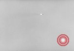 Standbild horizontalen Flug Weg der deutschen A-4 Rakete Peenemunde Deutschland, 1942, aus Sekunde 26 historischem Filmmaterial Videoclip 65675077995