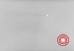 Standbild horizontalen Flug Weg der deutschen A-4 Rakete Peenemunde Deutschland, 1942, aus Sekunde 27 historischem Filmmaterial Videoclip 65675077995