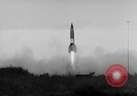 Standbild DEUTSCH A-4 Rakete Peenemunde Deutschland, 1942, aus Sekunde 8 historischem Filmmaterial Videoclip 65675077997