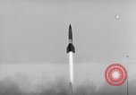 Standbild DEUTSCH A-4 Rakete Peenemunde Deutschland, 1942, aus Sekunde 9 historischem Filmmaterial Videoclip 65675077997