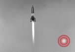 Standbild DEUTSCH A-4 Rakete Peenemunde Deutschland, 1942, aus Sekunde 10 historischem Filmmaterial Videoclip 65675077998