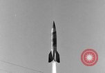 Immagine di Tedesco A-4 missile Peenemunde Germania, 1942, secondo 14 filmato di repertorio 65675078002