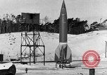 Standbild DEUTSCH A-4 Rakete Peenemunde Deutschland, 1942, aus Sekunde 1 historischem Filmmaterial Videoclip 65675078004
