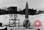 Standbild DEUTSCH A-4 Rakete Peenemunde Deutschland, 1942, aus Sekunde 4 historischem Filmmaterial Videoclip 65675078004