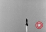 Standbild DEUTSCH A-4 Rakete Peenemunde Deutschland, 1942, aus Sekunde 9 historischem Filmmaterial Videoclip 65675078005