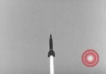 Standbild DEUTSCH A-4 Rakete Peenemunde Deutschland, 1942, aus Sekunde 8 historischem Filmmaterial Videoclip 65675078007