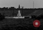 Standbild DEUTSCH A-4 Rakete Peenemunde Deutschland, 1942, aus Sekunde 4 historischem Filmmaterial Videoclip 65675078010