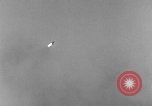 Standbild instabil Kamera Nahaufnahme des deutschen A-4 Rakete starten Peenemunde Deutschland, 1942, aus Sekunde 16 historischem Filmmaterial Videoclip 65675078011