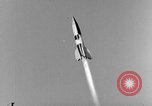 Standbild A-4 Rakete Peenemunde Deutschland, 1942, aus Sekunde 18 historischem Filmmaterial Videoclip 65675078013