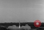 Standbild A-4 Rakete starten Peenemunde Deutschland, 1942, aus Sekunde 3 historischem Filmmaterial Videoclip 65675078016