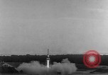 Standbild A-4 Rakete starten Peenemunde Deutschland, 1942, aus Sekunde 8 historischem Filmmaterial Videoclip 65675078016