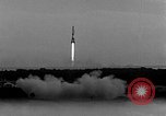 Standbild A-4 Rakete starten Peenemunde Deutschland, 1942, aus Sekunde 49 historischem Filmmaterial Videoclip 65675078016