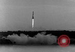 Standbild A-4 Rakete starten Peenemunde Deutschland, 1942, aus Sekunde 50 historischem Filmmaterial Videoclip 65675078016