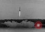 Standbild A-4 Rakete starten Peenemunde Deutschland, 1942, aus Sekunde 53 historischem Filmmaterial Videoclip 65675078016