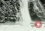 Immagine di Cascate Pagsanjan Isola di Luzon nelle Filippine, 1915, secondo 32 filmato di repertorio 65675078035