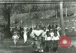 Standbild Bontoc philippinische Schulkinder Philippinen, 1915, aus Sekunde 20 historischem Filmmaterial Videoclip 65675078042
