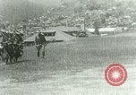Image Bontoc forer dans les troupes Philippines Bontoc Philippines, 1915, de la seconde 21 séquences d'archives historiques vidéo 65675078045