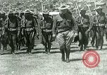 Image Bontoc forer dans les troupes Philippines Bontoc Philippines, 1915, de la seconde 48 séquences d'archives historiques vidéo 65675078045
