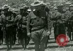 Image Bontoc forer dans les troupes Philippines Bontoc Philippines, 1915, de la seconde 51 séquences d'archives historiques vidéo 65675078045