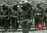 Image Bontoc forer dans les troupes Philippines Bontoc Philippines, 1915, de la seconde 52 séquences d'archives historiques vidéo 65675078045