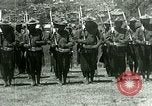 Image Bontoc forer dans les troupes Philippines Bontoc Philippines, 1915, de la seconde 53 séquences d'archives historiques vidéo 65675078045
