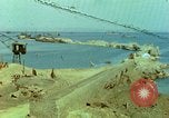 Standbild bombardiert Wellenbrecher Italien, 1944, aus Sekunde 1 historischem Filmmaterial Videoclip 65675078061