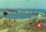 Standbild bombardiert Wellenbrecher Italien, 1944, aus Sekunde 3 historischem Filmmaterial Videoclip 65675078061
