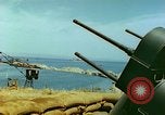 Standbild bombardiert Wellenbrecher Italien, 1944, aus Sekunde 10 historischem Filmmaterial Videoclip 65675078061