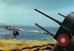 Standbild bombardiert Wellenbrecher Italien, 1944, aus Sekunde 16 historischem Filmmaterial Videoclip 65675078061
