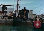 Standbild bombardiert Wellenbrecher Italien, 1944, aus Sekunde 27 historischem Filmmaterial Videoclip 65675078061