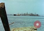 Standbild bombardiert Wellenbrecher Italien, 1944, aus Sekunde 31 historischem Filmmaterial Videoclip 65675078061
