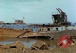 Standbild bombardiert Wellenbrecher Italien, 1944, aus Sekunde 52 historischem Filmmaterial Videoclip 65675078061