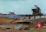 Standbild bombardiert Wellenbrecher Italien, 1944, aus Sekunde 53 historischem Filmmaterial Videoclip 65675078061