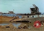 Standbild bombardiert Wellenbrecher Italien, 1944, aus Sekunde 54 historischem Filmmaterial Videoclip 65675078061