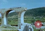 Standbild motor Transportbrücke Italien, 1944, aus Sekunde 8 historischem Filmmaterial Videoclip 65675078069
