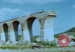 Standbild motor Transportbrücke Italien, 1944, aus Sekunde 24 historischem Filmmaterial Videoclip 65675078069