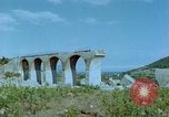 Standbild motor Transportbrücke Italien, 1944, aus Sekunde 40 historischem Filmmaterial Videoclip 65675078069