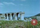 Standbild motor Transportbrücke Italien, 1944, aus Sekunde 41 historischem Filmmaterial Videoclip 65675078069