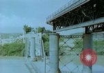 Standbild motor Transportbrücke Italien, 1944, aus Sekunde 50 historischem Filmmaterial Videoclip 65675078069