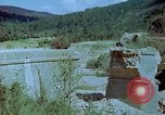 Standbild beschädigt Bahnstrecke Italien, 1944, aus Sekunde 10 historischem Filmmaterial Videoclip 65675078070
