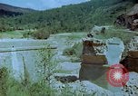 Standbild beschädigt Bahnstrecke Italien, 1944, aus Sekunde 11 historischem Filmmaterial Videoclip 65675078070